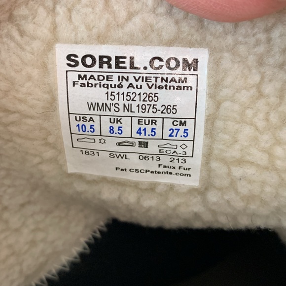 SOREL waterproof winter boots - Picture 9 of 12